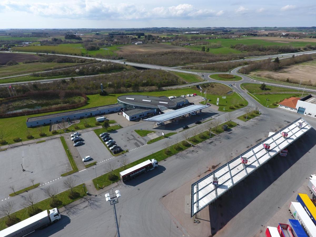 Motel Trafikcenter Saeby Екстериор снимка